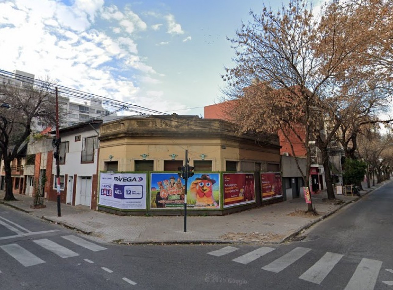 Venta de Terreno en Esquina 116 m2 Barrio Abasto