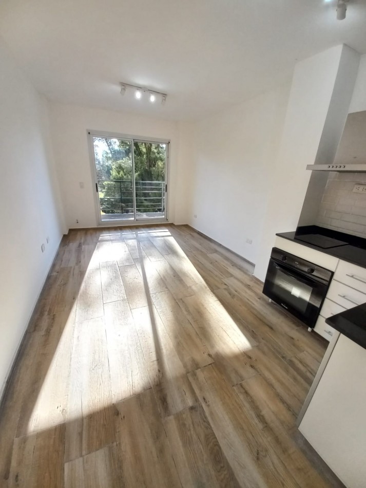 Venta Monoambiente con Balcon Barrio Abasto