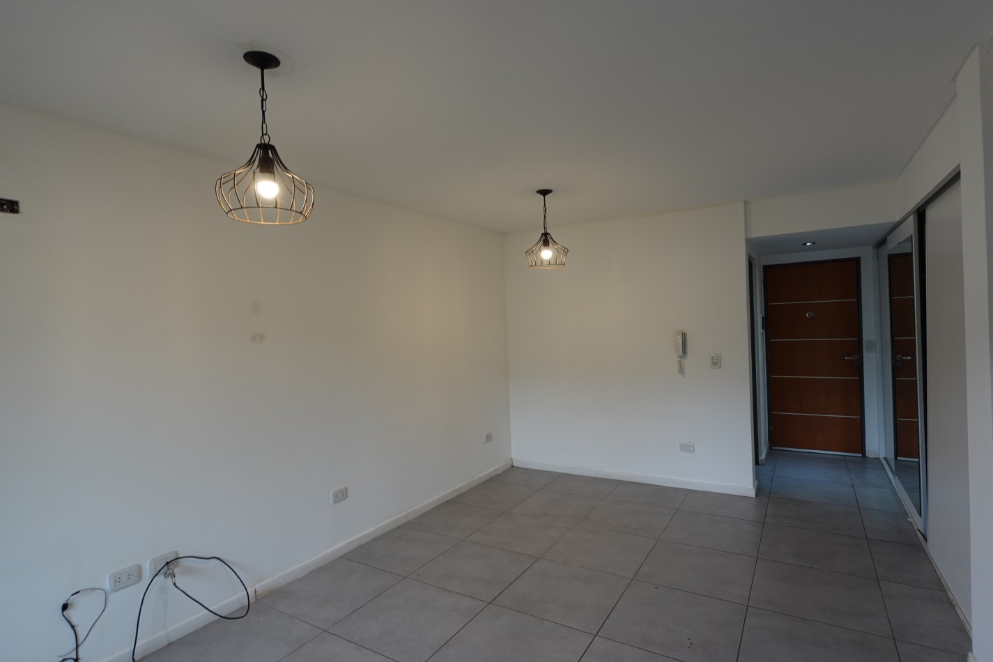 Venta Monoambiente con Balcon Refineria