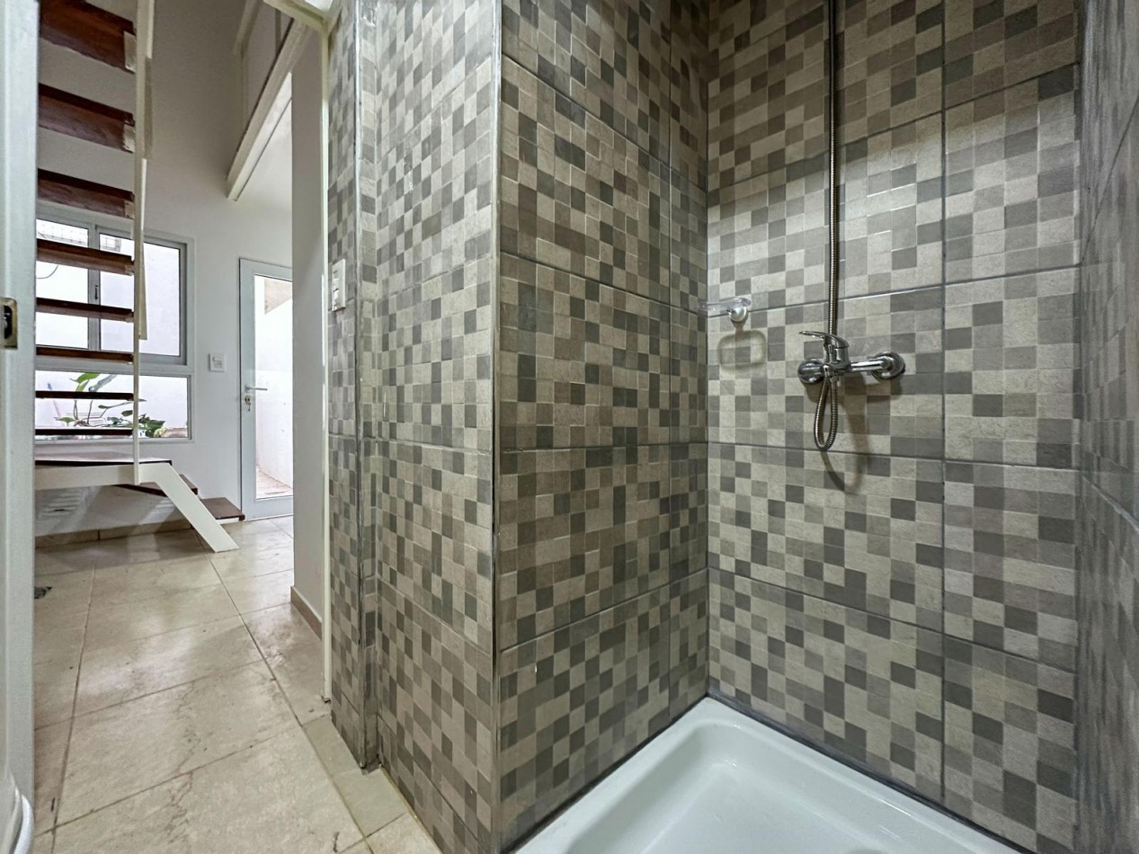 Departamento 1 Dormitorio con Patio San Luis 2200