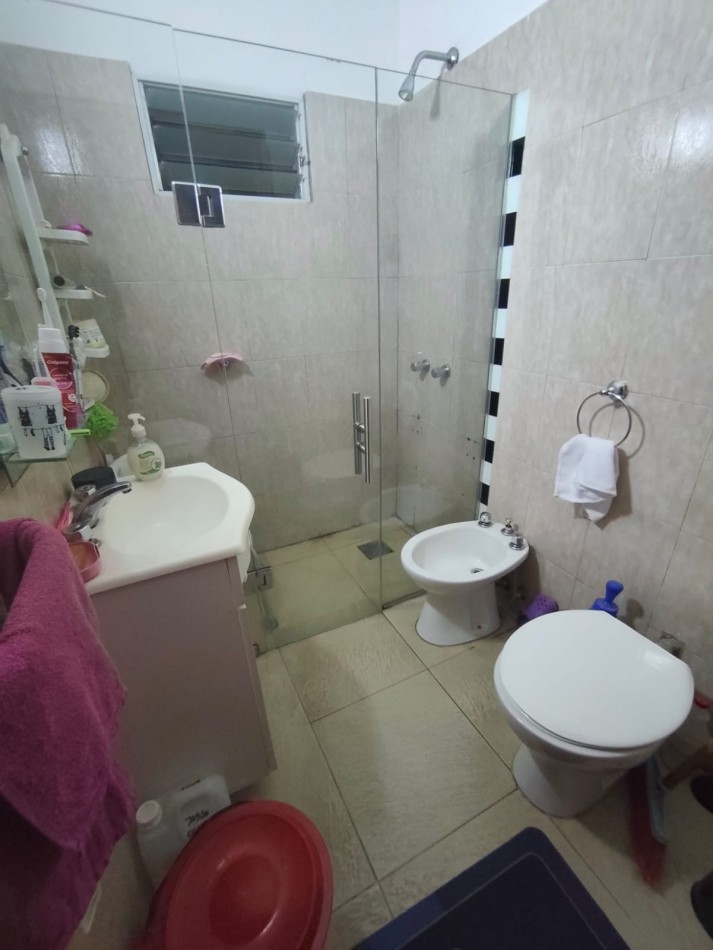 Casa de Pasillo 2 Dormitorios Reciclada