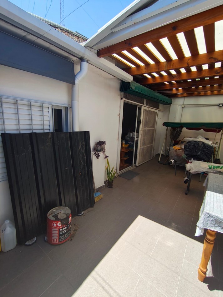 Casa de Pasillo 2 Dormitorios Reciclada