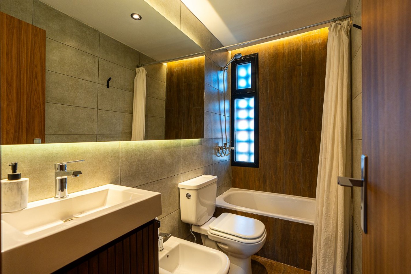 Casa 3 Dormitorios con Amenities Fisherton