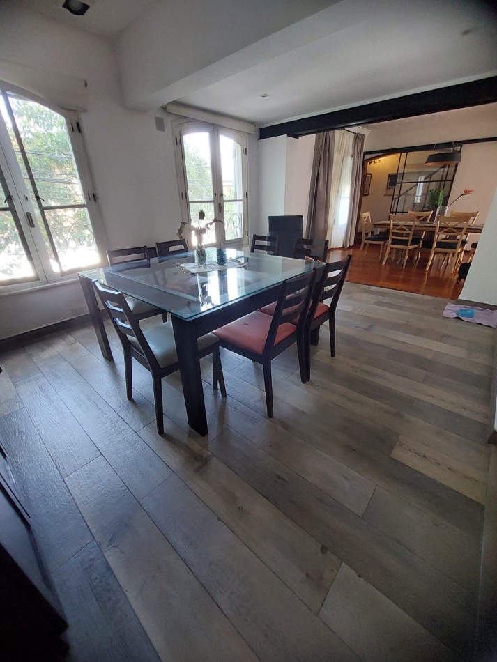 Casa 4 Dormitorios en Echesortu Pasaje Gould 800