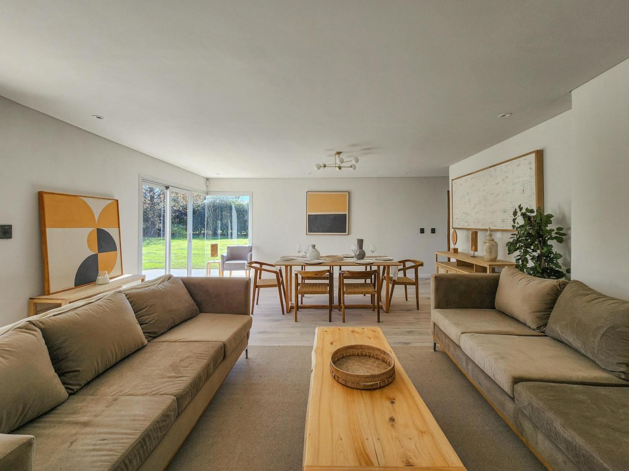 Casa 3 Dormitorios con Pileta Funes Hill Miraflores