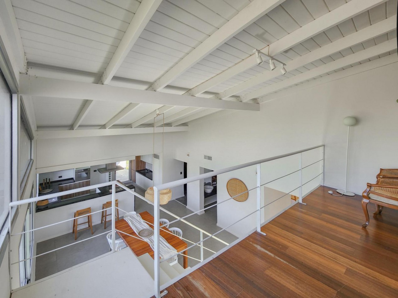 Casa 3 Dormitorios con Pileta Funes Hill Miraflores