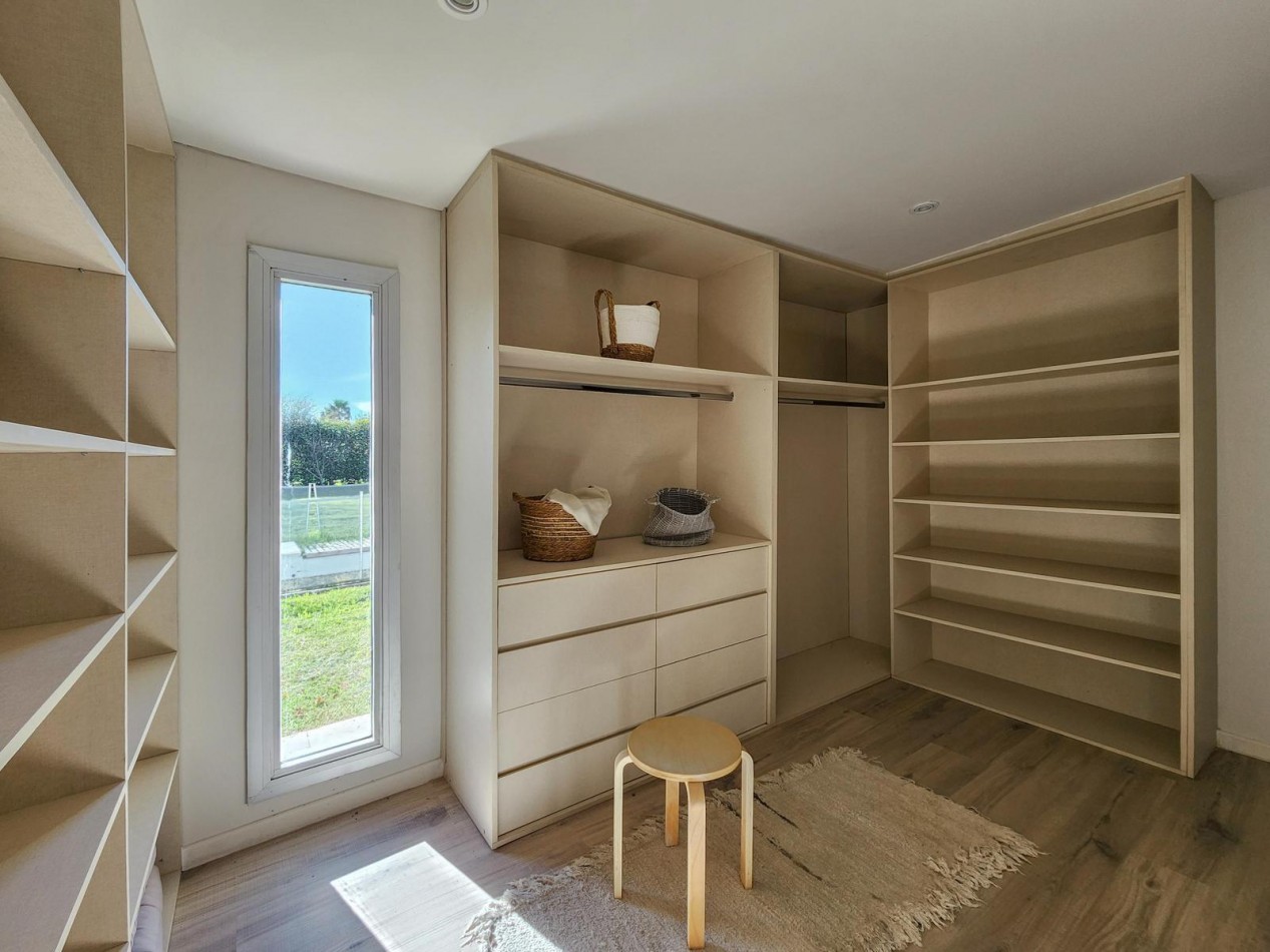 Casa 3 Dormitorios con Pileta Funes Hill Miraflores