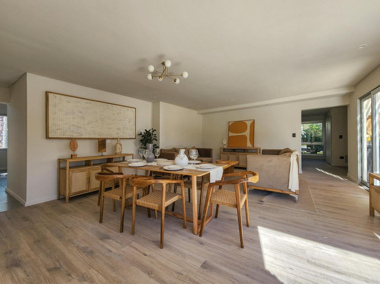 Casa 3 Dormitorios con Pileta Funes Hill Miraflores