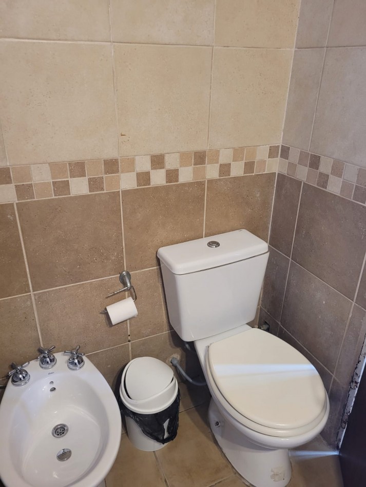 Casa 2 Dormitorios con Patio y Terraza Centeno 700