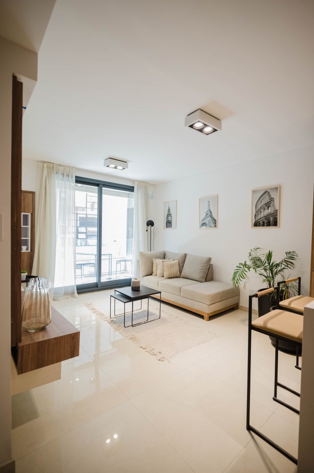 Departamento 3 Dormitorios con Cochera Terraza y Pileta Entre Rios 400