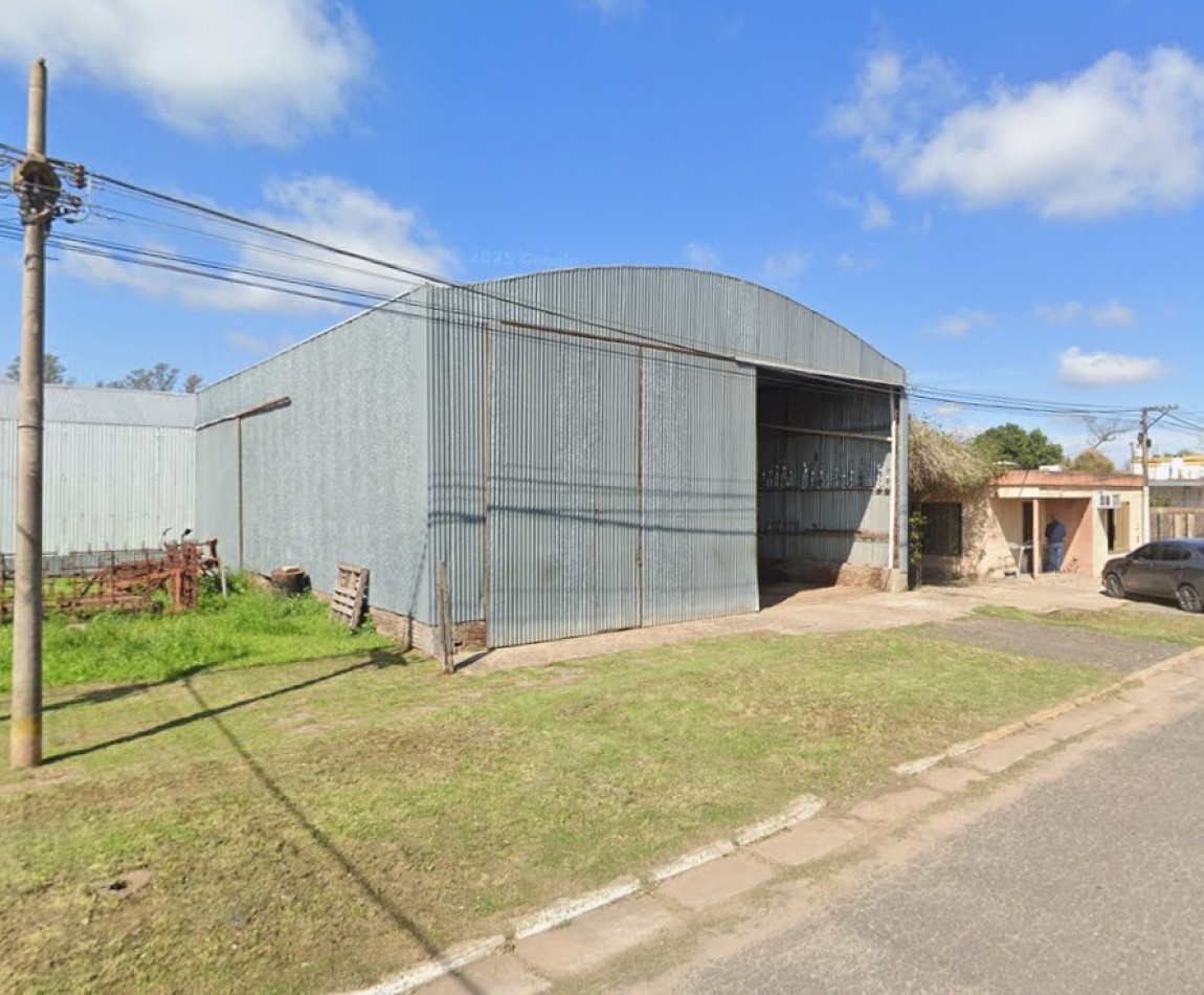 Venta Galpon 300 m2 en Pueblo Muñoz