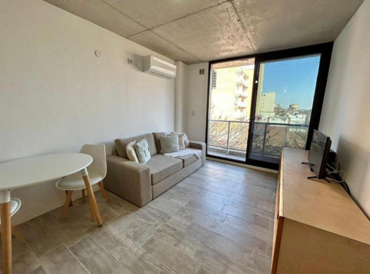 Venta Monoambiente con Balcon Barrio Abasto Ituzaingo 1800