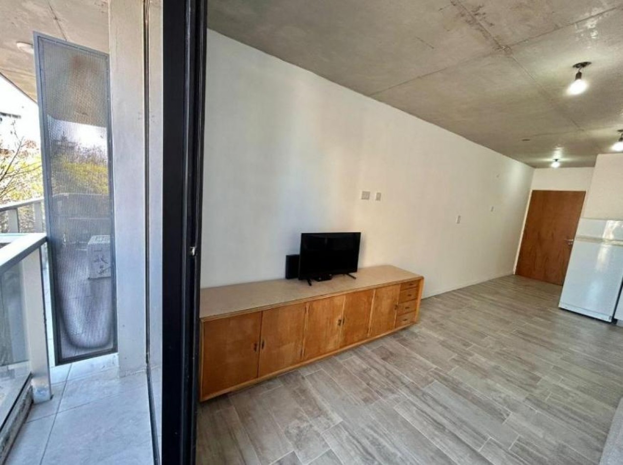 Venta Monoambiente con Balcon Barrio Abasto Ituzaingo 1800
