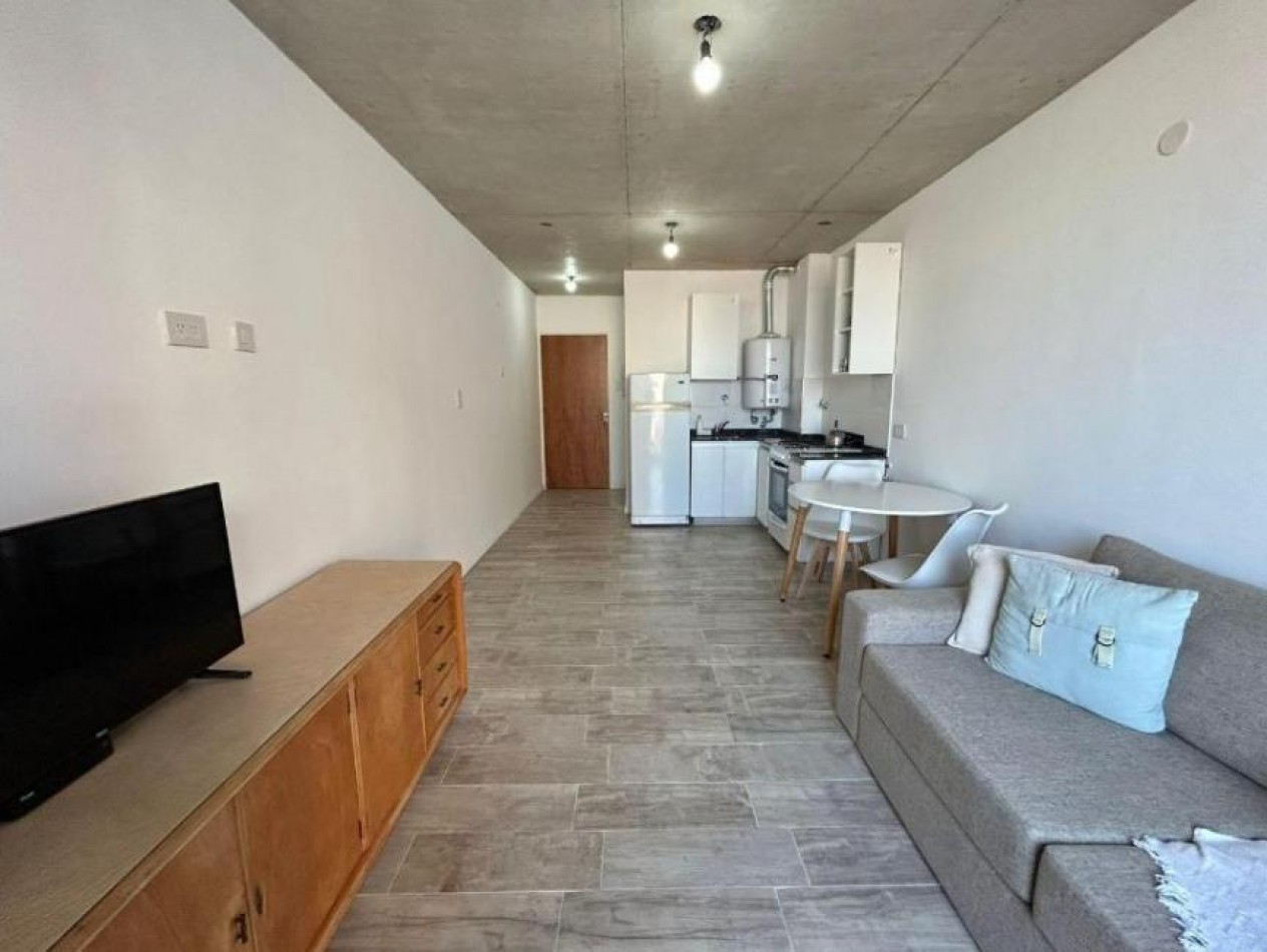 Venta Monoambiente con Balcon Barrio Abasto Ituzaingo 1800