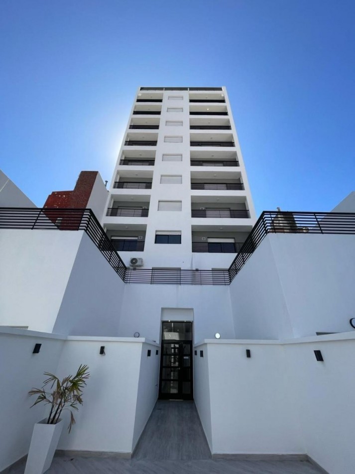 Venta Departamento 1 Dormitorio San Juan 600