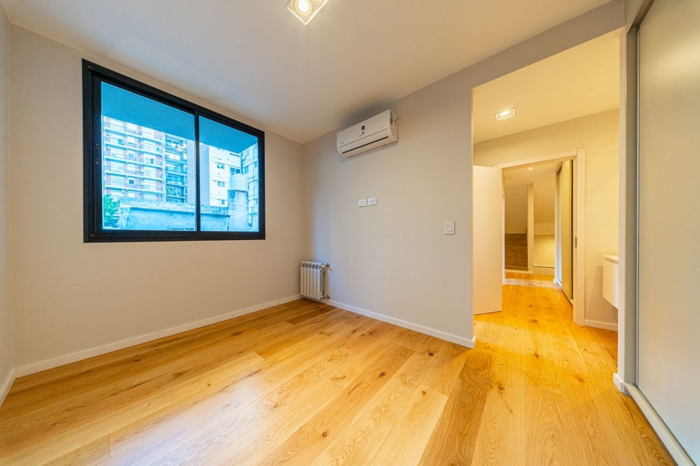 Casa de Pasillo 3 Dormitorios Jardin Pileta Terraza Moreno 1100