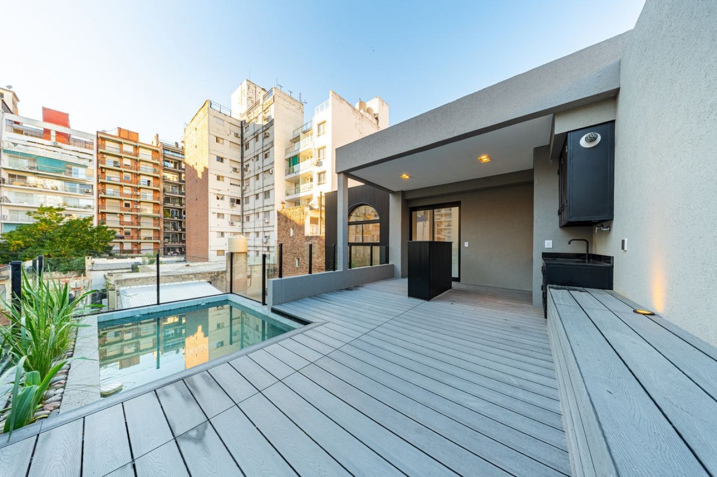 Casa de Pasillo 3 Dormitorios Jardin Pileta Terraza Moreno 1100