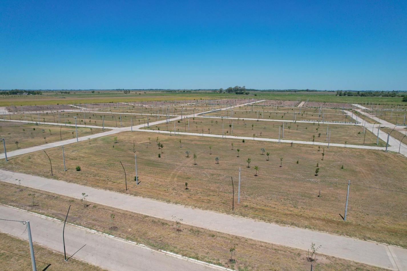 Venta de Terreno 300 m2 Barrio Abierto Neander