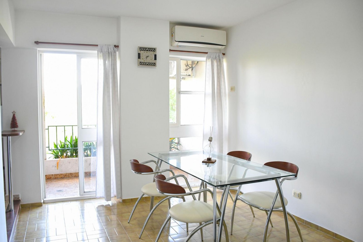 Venta Departamento 1 Dormitorio con Balcon Av. Pellegrini 1000