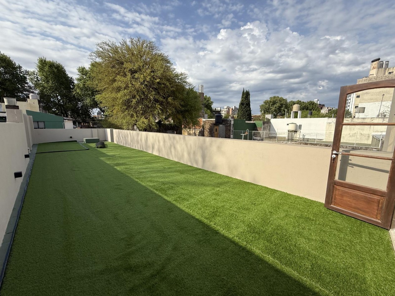 Casa 4 Dormitorios con Cochera y Amenities