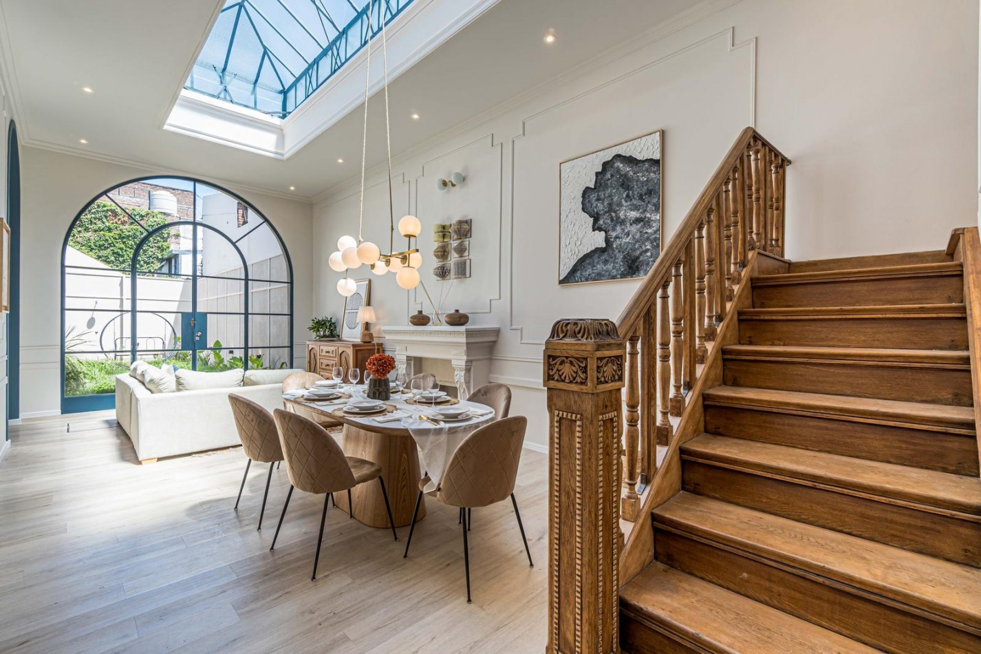 Casa 4 Dormitorios con Pileta Patio y Terraza Sarmiento 2300