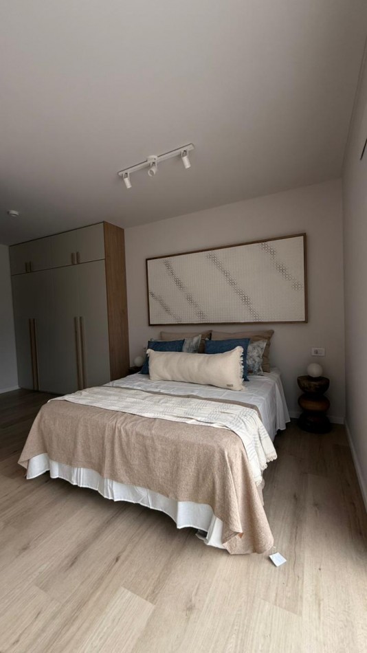 Casa 4 Dormitorios con Pileta Patio y Terraza Sarmiento 2300