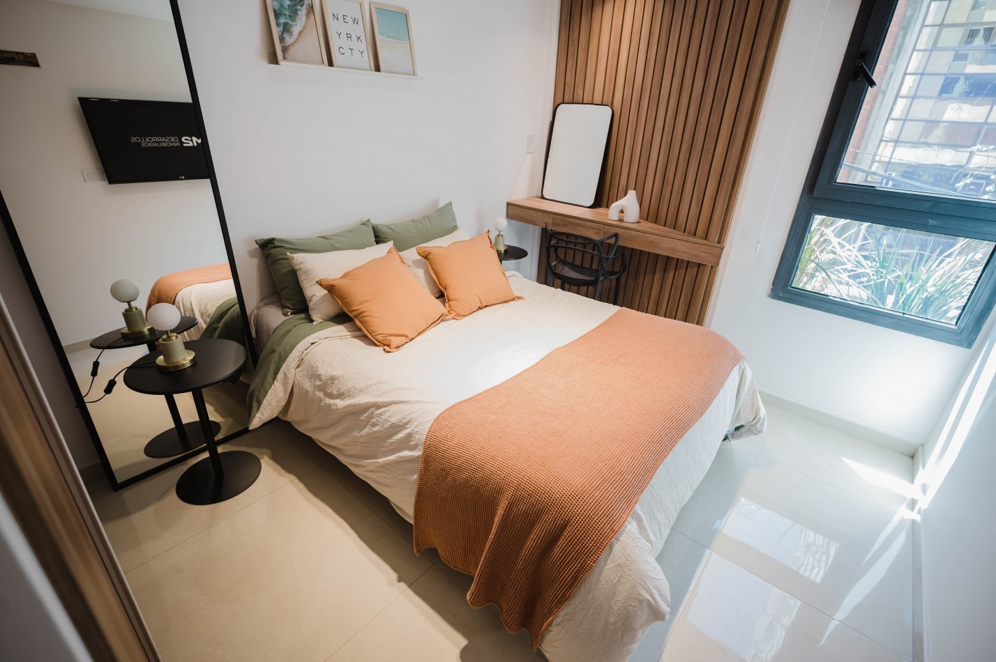 Departamento 2 Dormitorios con Patio y Pileta Entre Rios 400