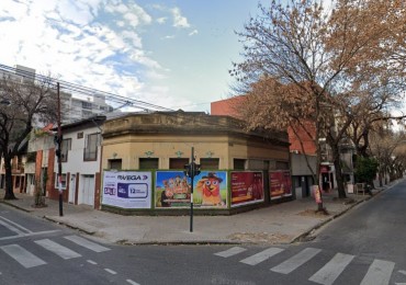 Venta de Terreno en Esquina 116 m2 Barrio Abasto